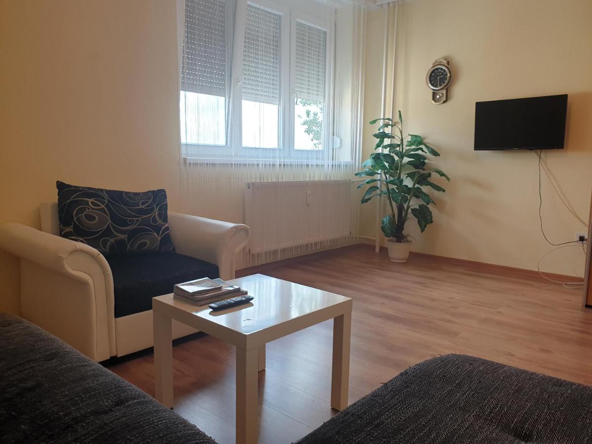 Casino Zuglo Apartament *